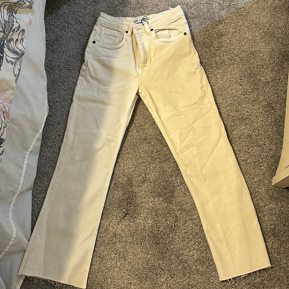 Paris Zara Crop Flare Cream Jeans, size 4